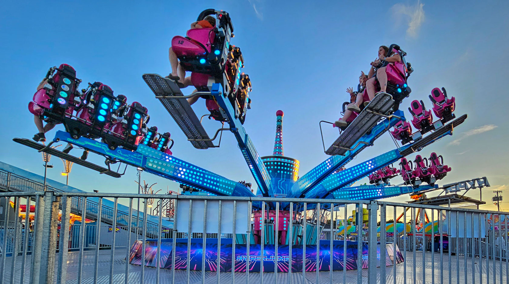 Saltamontes Thrill Rides