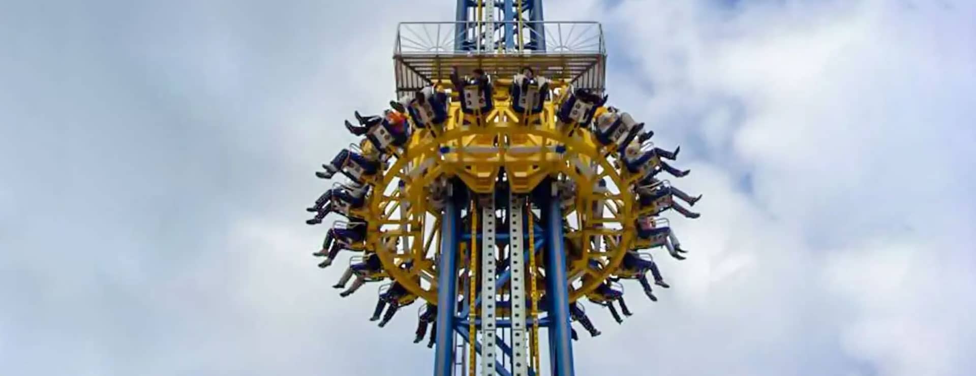 Scary drop Thrill Rides