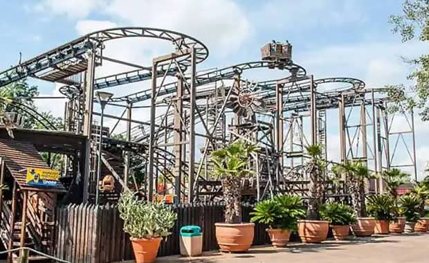 Wild Mouse Roller Coaster